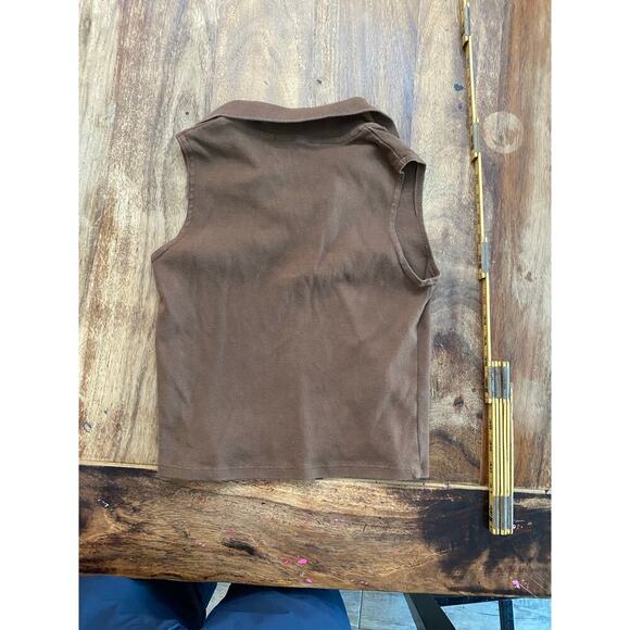 Brandy Melville Brown Button Front Sleeveless Colleena Cropped Top Size - Picture 3 of 5